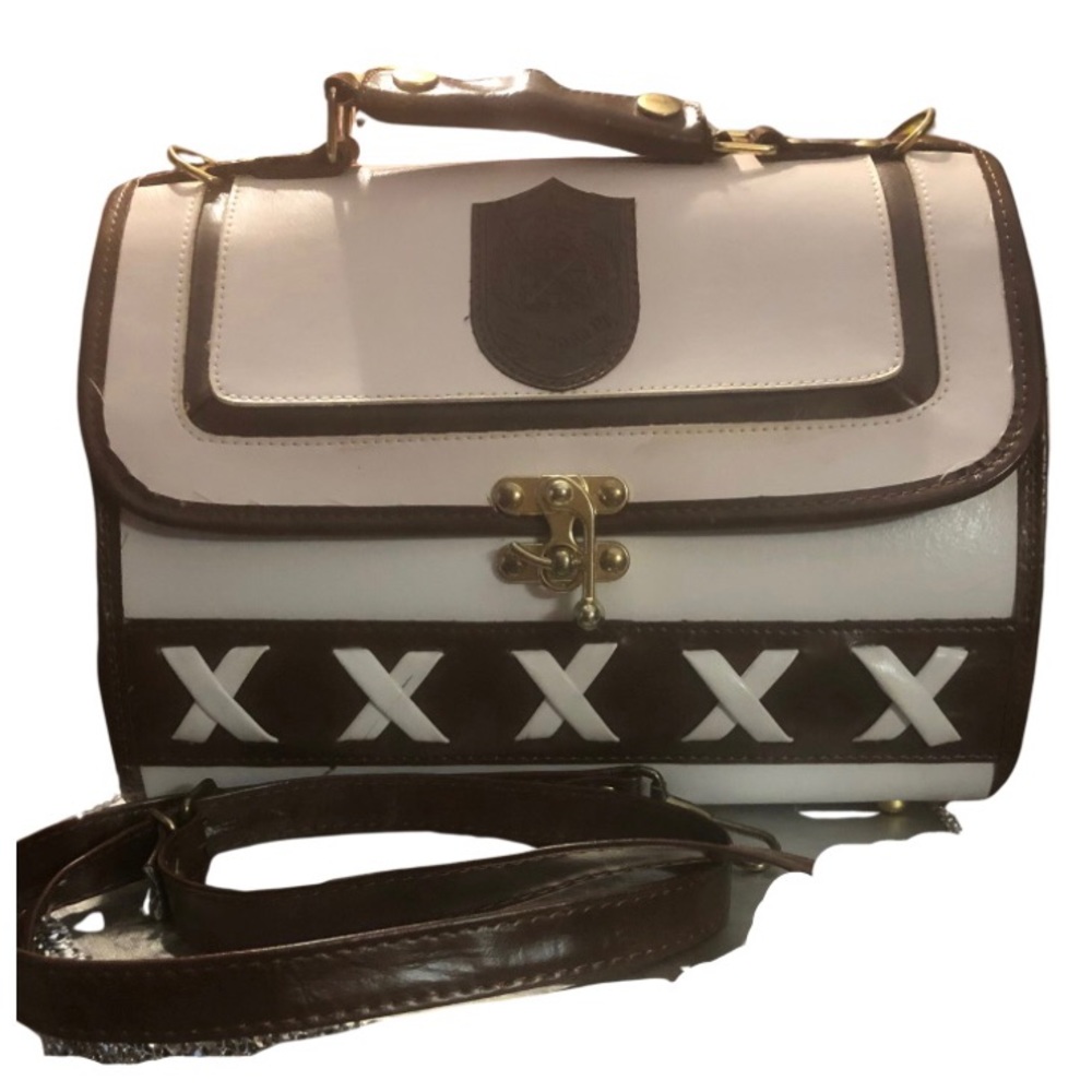 Vintage Rosenio Hardshell Purse: A Rare Find!!! 😍